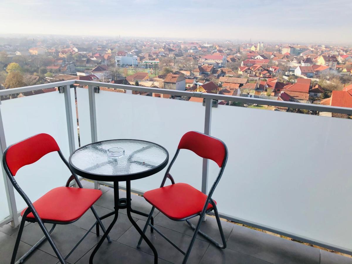 Apartament Denissia Орадя Экстерьер фото